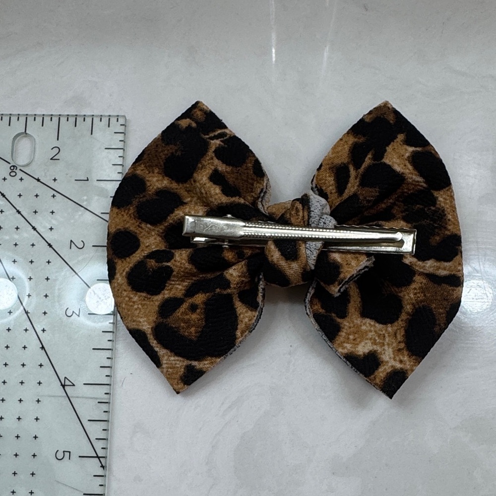 Leopard, Pumpkin, Christmas, and Orange Handcrafted Bow Set - Picture 5 of 9